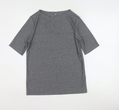 Uniqlo Women Grey Basic Boat Neck Short Sleeve T-Shirt L