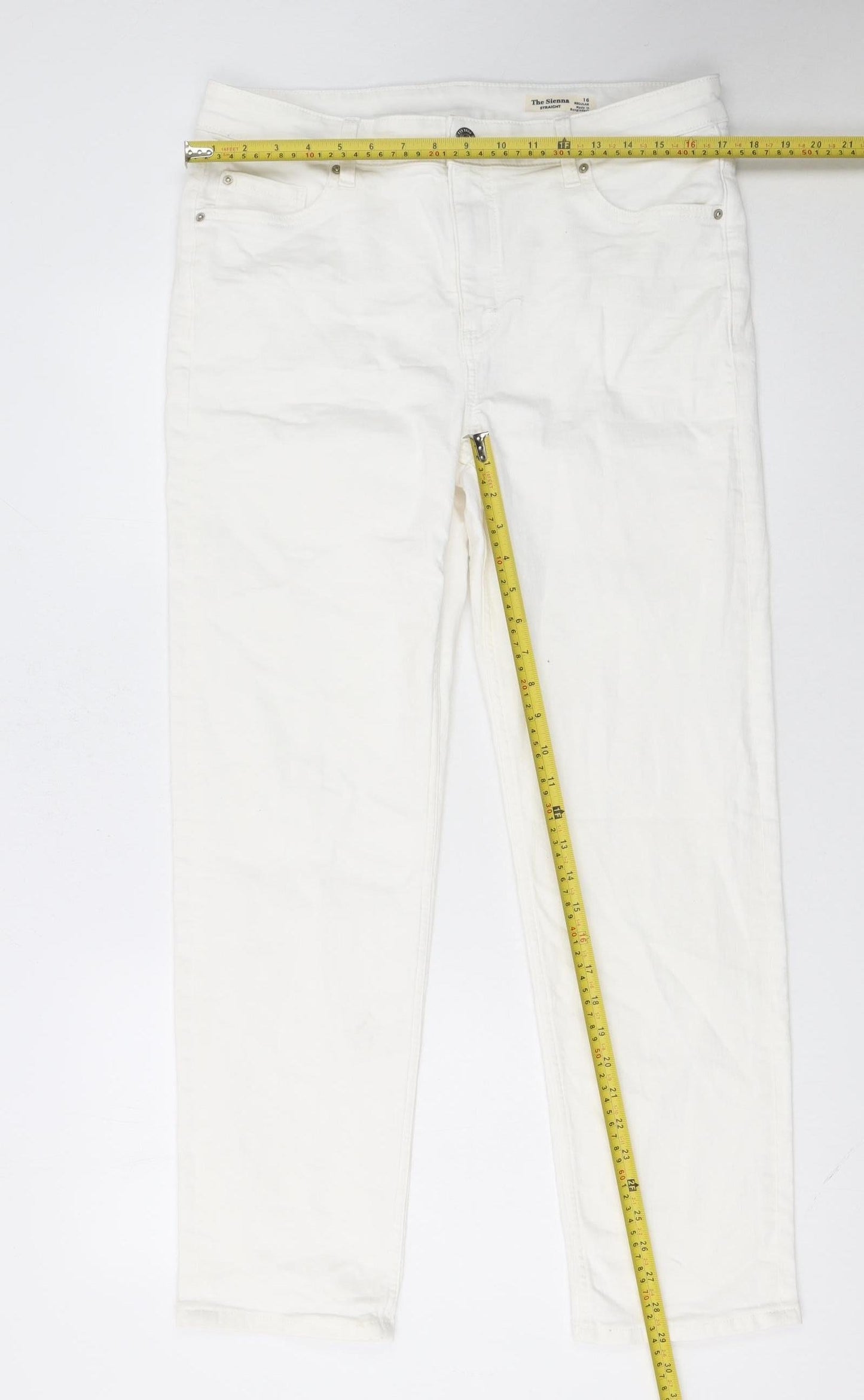 Marks and Spencer Women’s White Sienna Straight Jeans Size 16 Regular Fit