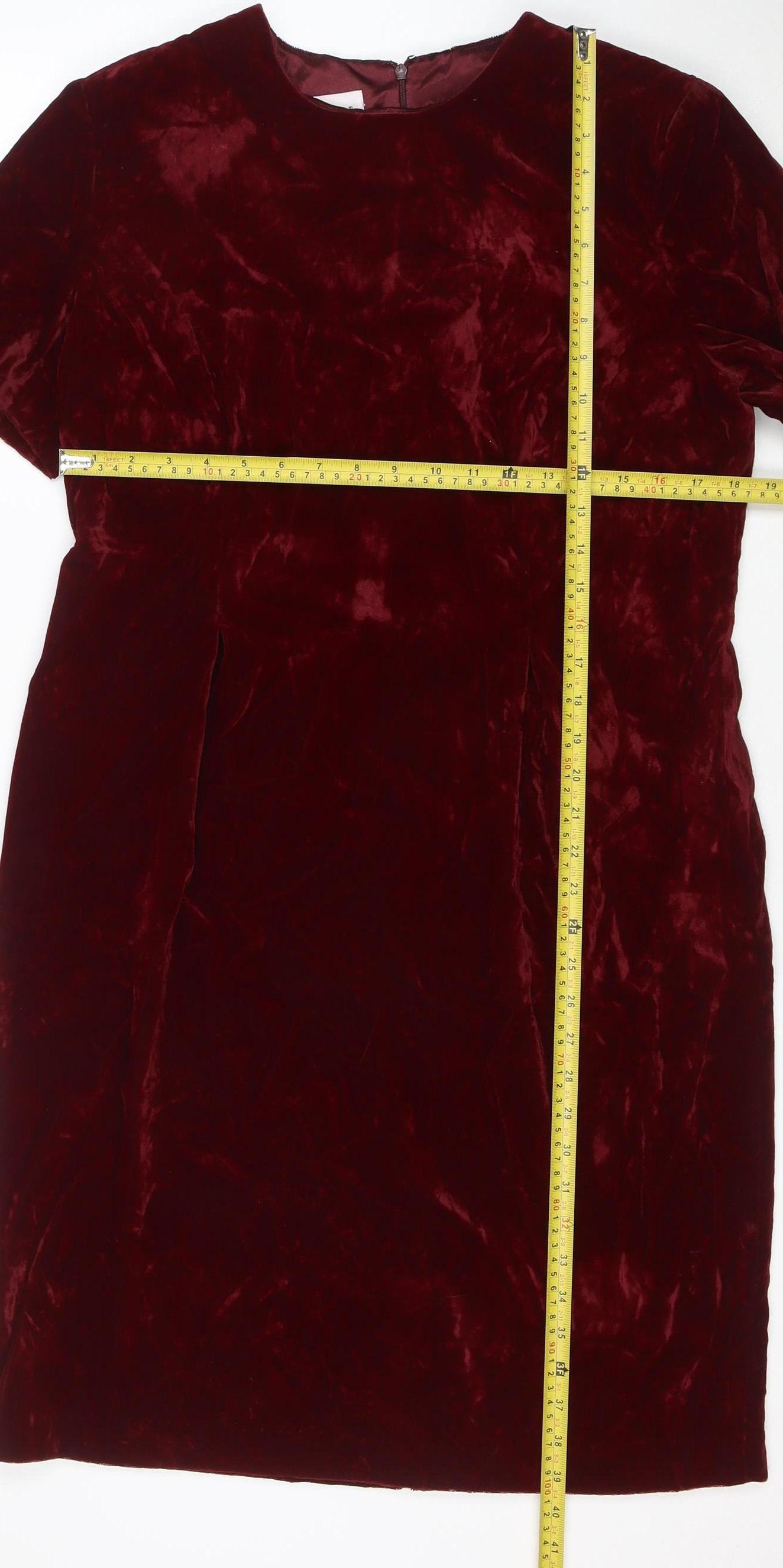 Leslie Fay Petite Women’s Red Velvet Sheath Knee Dress Size 10