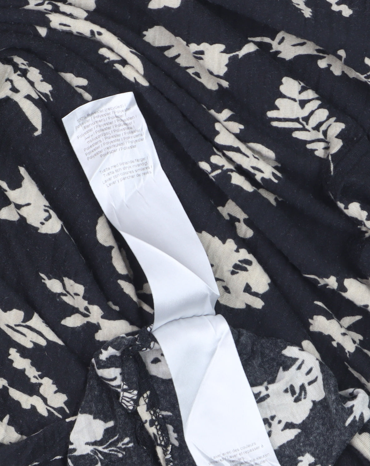 Wasabi Concept Women's Black Floral Tunic Blouse Size M