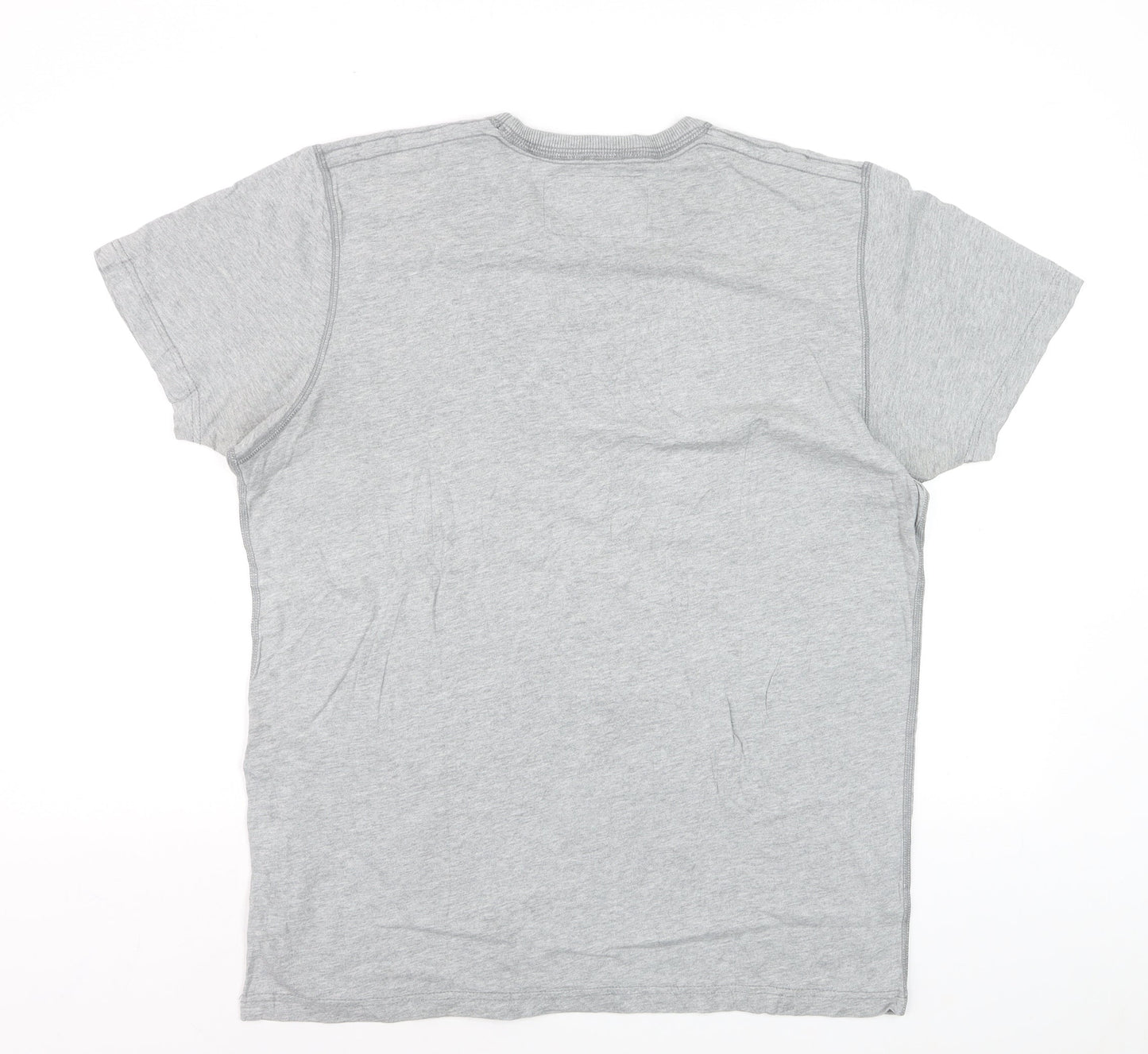 Abercrombie & Fitch Men's Grey XL Muscle Fit Graphic T-Shirt