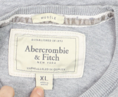 Abercrombie & Fitch Men's Grey XL Muscle Fit Graphic T-Shirt