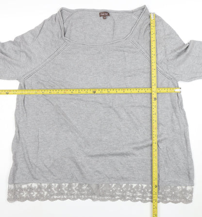 Phase Eight Women's Grey Lace Hem 3/4 Sleeve Jumper Size 18