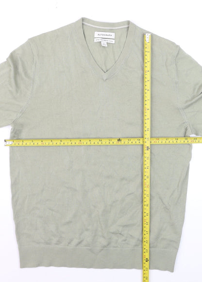 Marks and Spencer Men’s Green Merino Wool V-Neck Jumper M