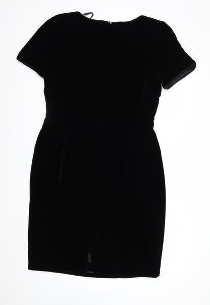 Santa Fe Women’s Black Velvet Sheath Dress Size 14 Short Sleeve
