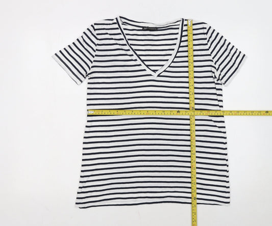 Zara Women's White Black Striped V-Neck Cotton T-Shirt M