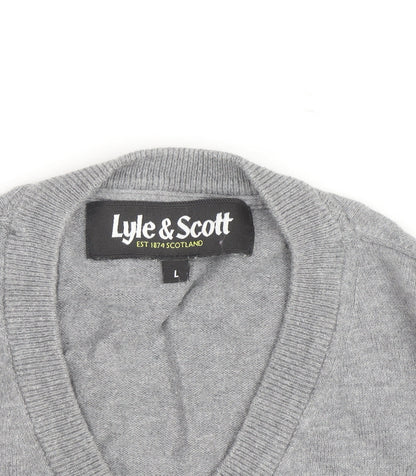 Lyle & Scott Men's Grey V-Neck Cotton Jumper Size L