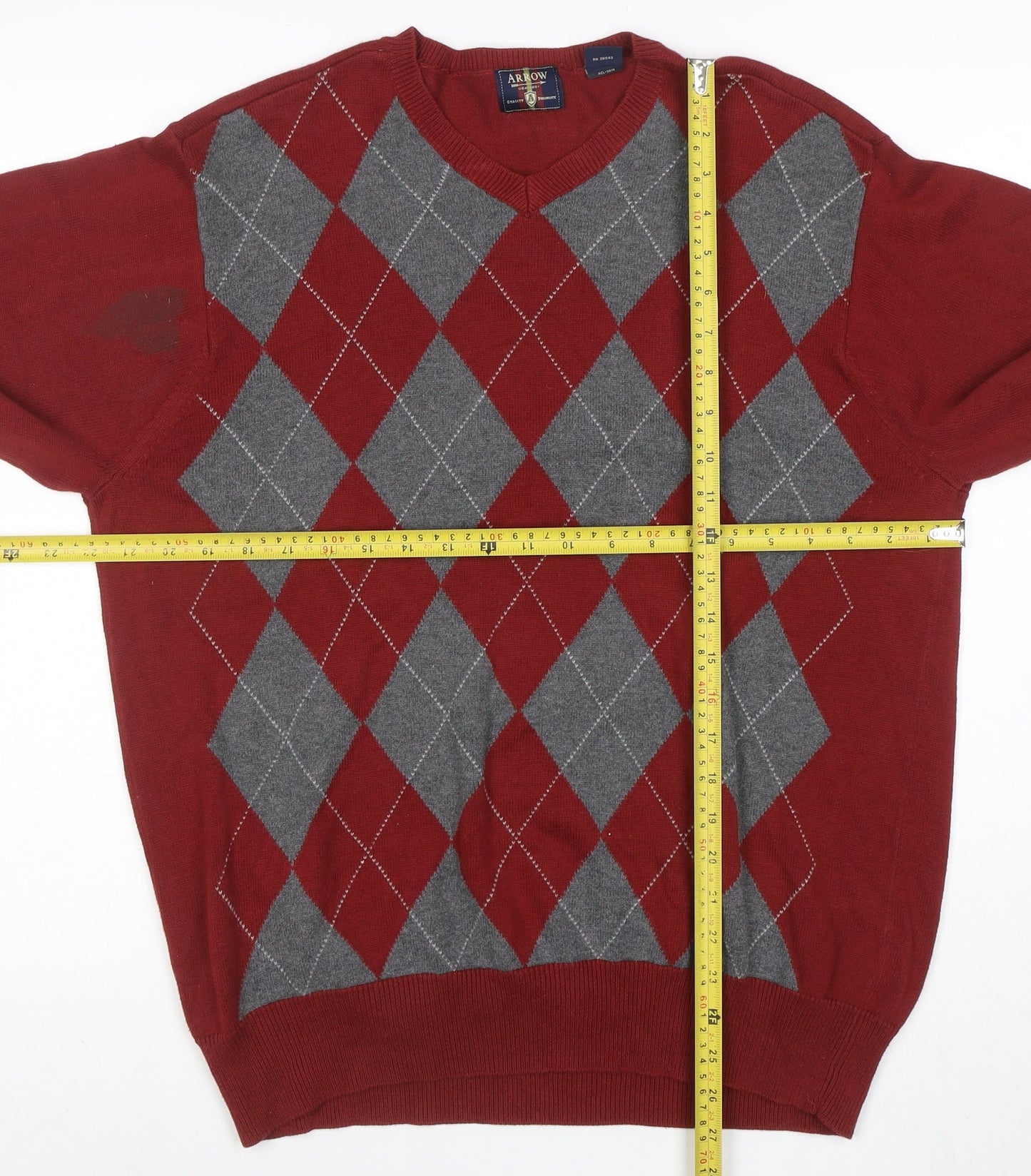 Arrow Men's Red Argyle Cotton V-Neck Jumper Size M
