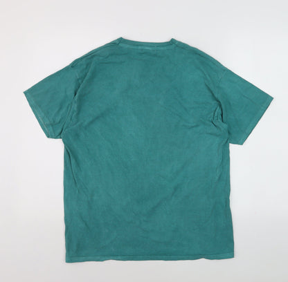 PrettyLittleThing Women's Green USA Graphic T-Shirt Size M