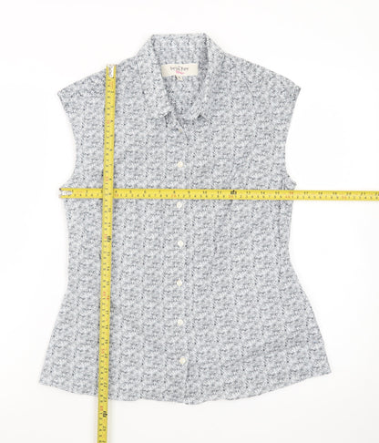 The Savile Row Company Women’s Blue Floral Sleeveless Button-Up Shirt Size 8