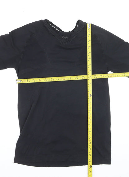 K15-A Men's Black Small V-Neck Athletic Polyamide Short Sleeve T-Shirt