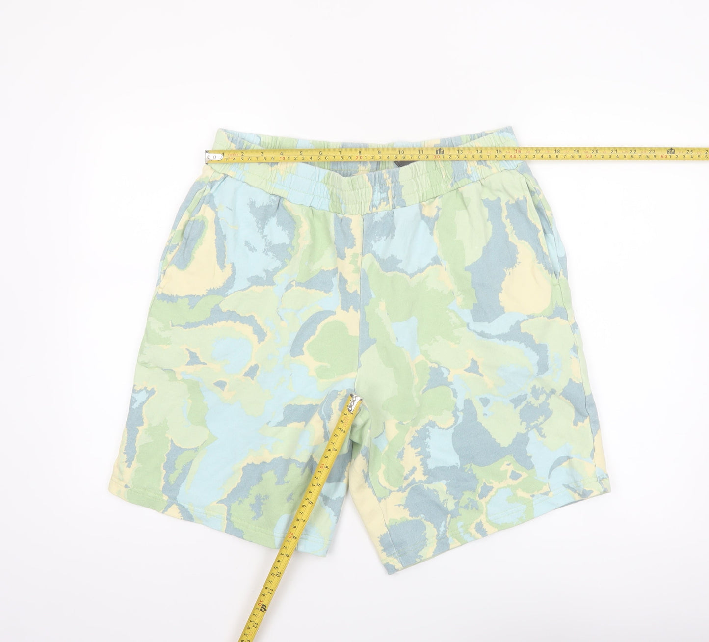 Monki Men's Multicoloured Sweat Shorts L Camouflage Cotton