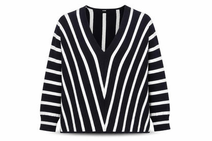 Only Women's Navy Blue Striped V-Neck Knit Jumper Size M