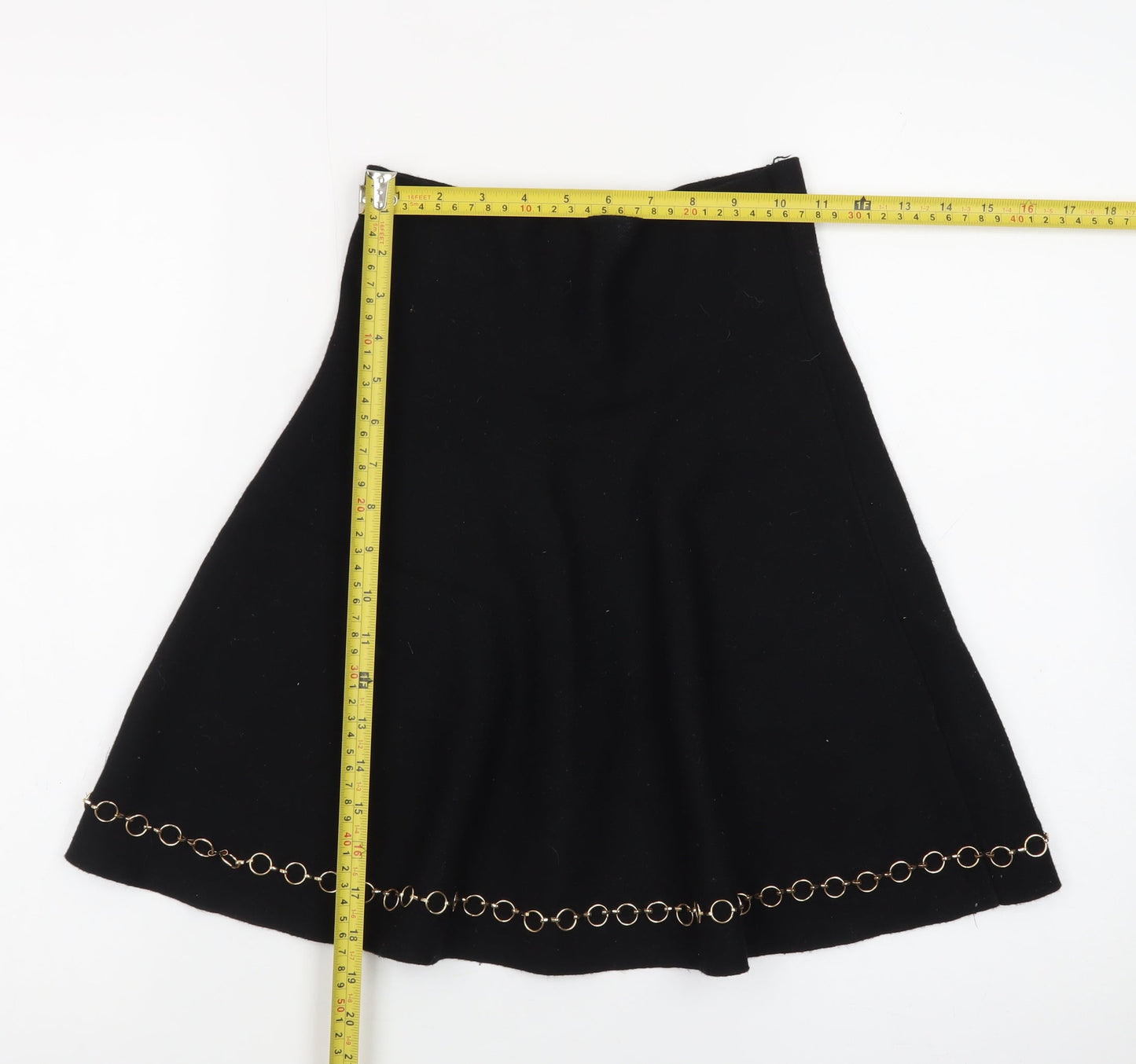Zara Women Black Size 12 A-Line Knit Skirt with Chain Detail