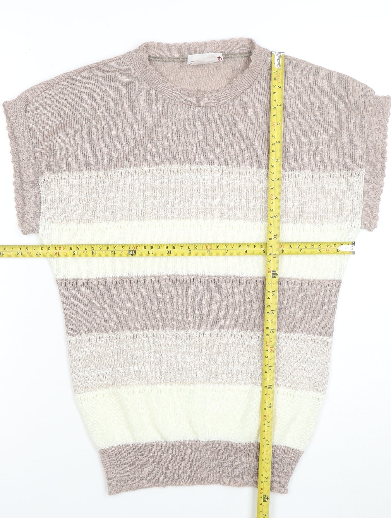 en Vogue Women's Beige Striped Knit Short Sleeve Blouse Size 6