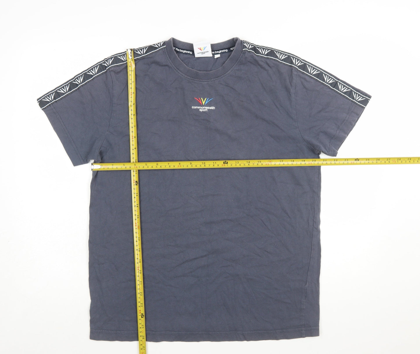 Commonwealth Sport Men's Grey Short Sleeve Crew Neck T-Shirt Size L