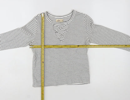 Hollister Women’s White Striped Long Sleeve Cropped T-Shirt M