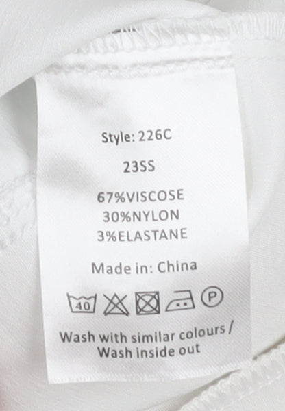 Cerulean White Women's Size 16 Capri Leggings Stretch Comfort