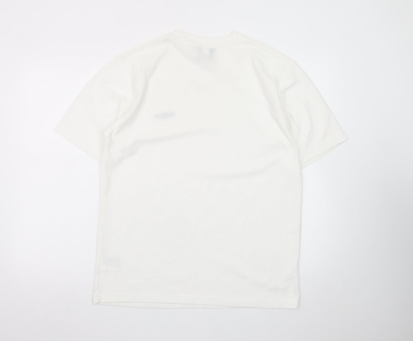 Umbro Men's White V-Neck Short Sleeve T-Shirt Size M Polyester Cotton