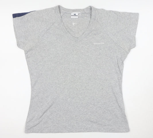 Diadora Womens Grey V-Neck Short Sleeve T-Shirt Size 16