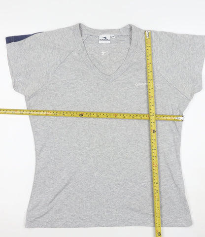 Diadora Womens Grey V-Neck Short Sleeve T-Shirt Size 16