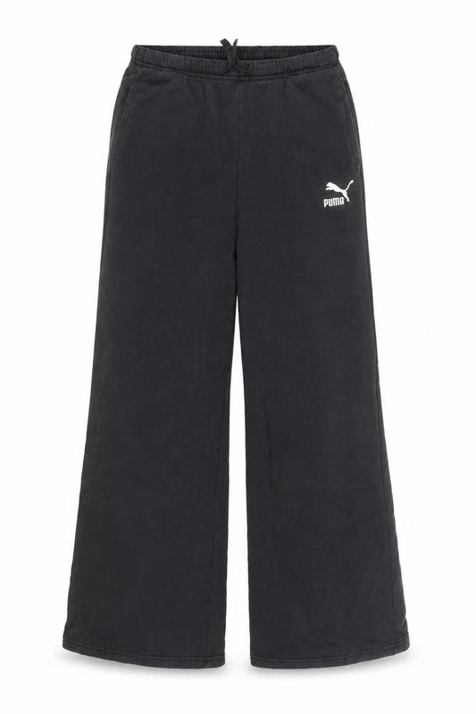 Front view of Puma boys’ black sweatpants 8 years regular fit fleece activewear trousers