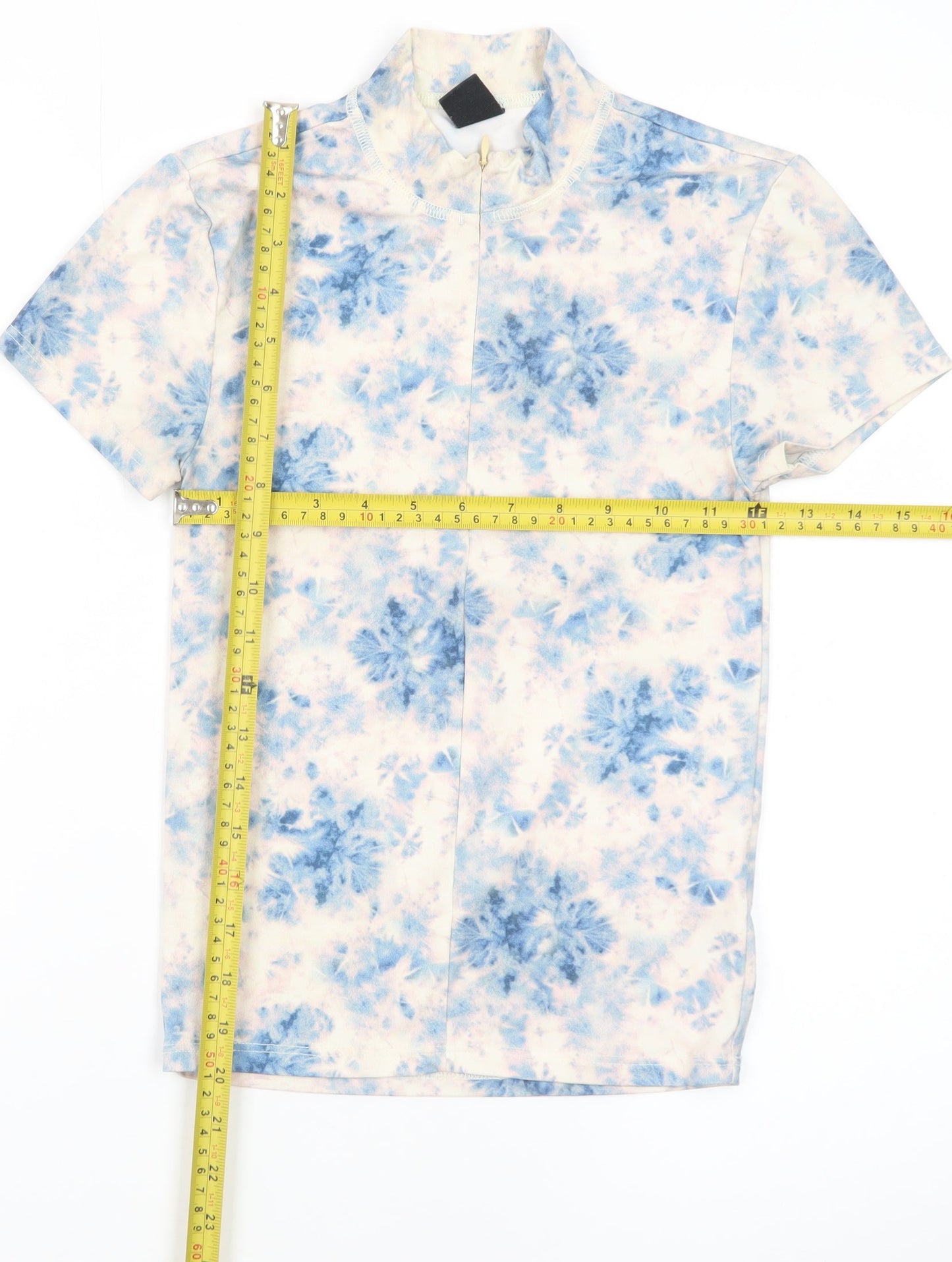 Urban Outfitters Women's Blue Floral High Neck Stretch T-Shirt Size S