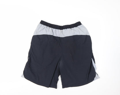 Umbro Men's Black XL Athletic Football Shorts Lightweight