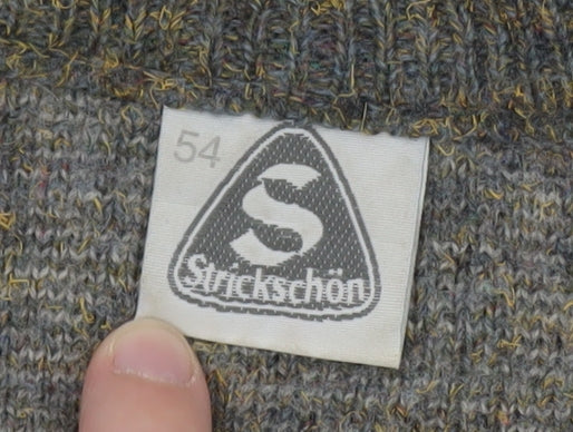 Strickschön Men’s Grey Wool Blend V-Neck Geometric Jumper XL