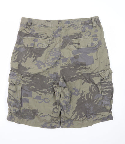 Burton Men's Green Camouflage Cargo Shorts Size L 36in Waist