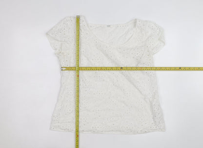 Marks and Spencer Women’s White Cotton Broderie Blouse Size 18