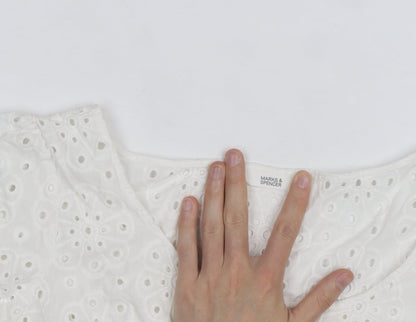 Marks and Spencer Women’s White Cotton Broderie Blouse Size 18