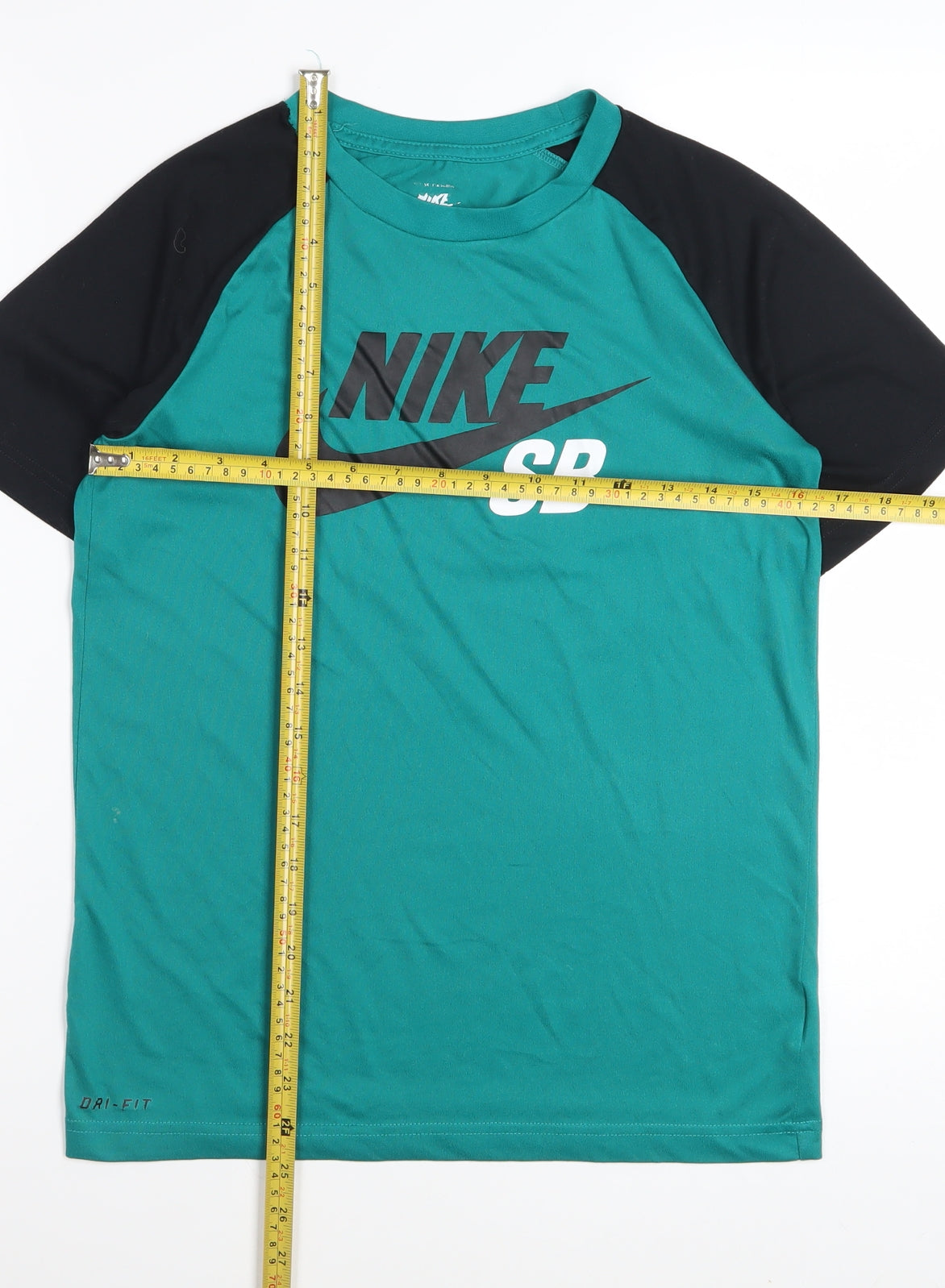 Nike Boys Green Black Dri-FIT SB T-Shirt 12-13 Years Activewear Top