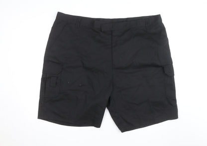 Benchmark Men's Black Cargo Workwear Shorts Size 50 Regular Fit