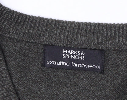 Marks & Spencer Men’s Green Lambswool V-Neck Jumper Medium