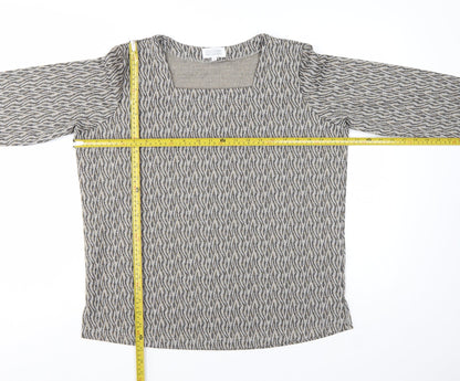 Country Collection Women's Beige Geometric Tunic Top M Long Sleeve Stretch