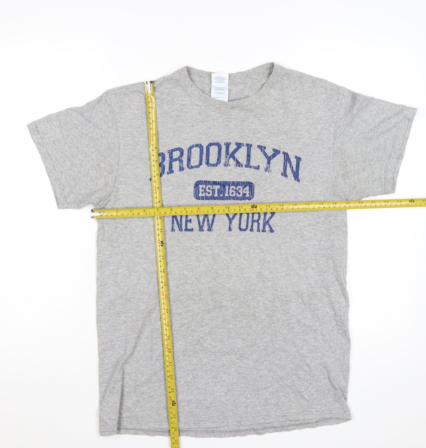 Delta Pro Weight Men's Grey Brooklyn New York Graphic T-Shirt Size M