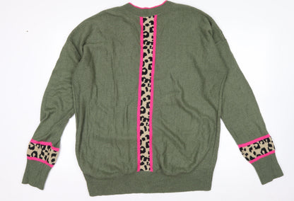 Love & Roses Women's Green Leopard Trim V-Neck Jumper Size 16