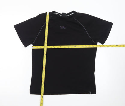 L.F.C. Women's Black Size 6 Short Sleeve Crew Neck T-Shirt