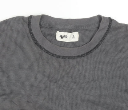 Hollister Men's Grey Waffle-Knit Long Sleeve Pullover Jumper XL