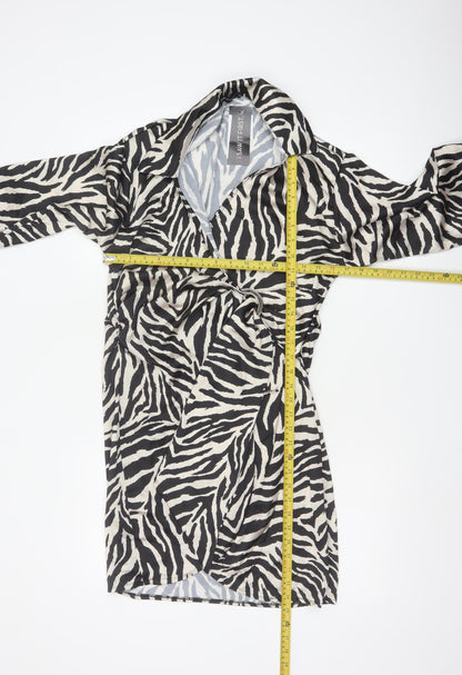 I Saw It First Women’s Black Zebra Print Long Sleeve Wrap Dress L