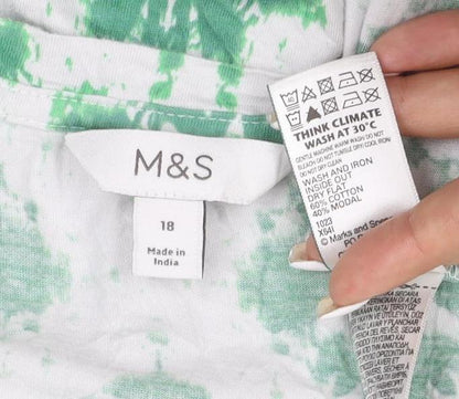 Marks and Spencer Women’s Green Geometric V-Neck Jersey T-Shirt Size 18