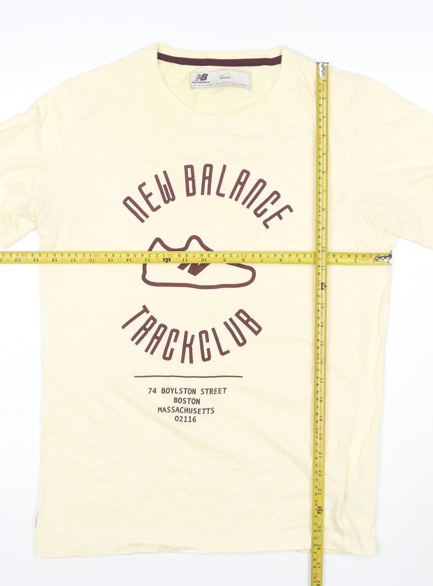 New Balance Men's Beige Track Club Cotton Crew Neck T-Shirt Medium