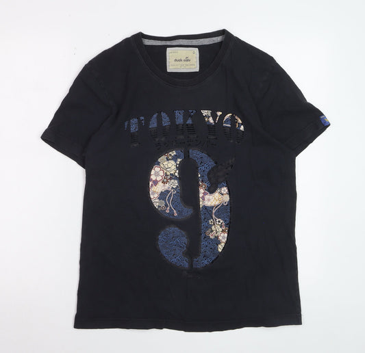 Duck Cafe Women's Black Tokyo Graphic Cotton T-Shirt XL
