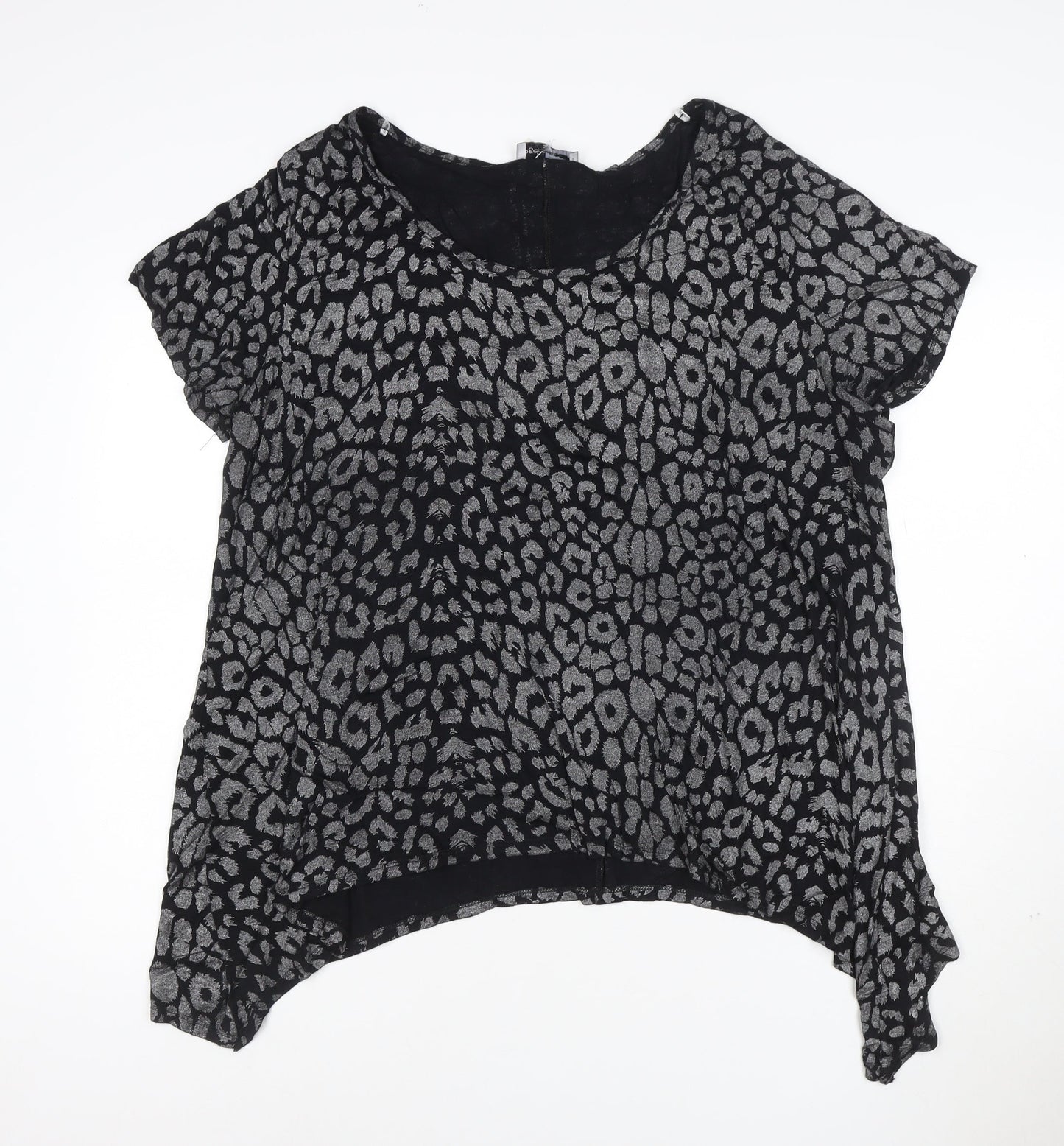 Rogers+RogERS Women’s Black Animal Print Short Sleeve Viscose Blouse Size 24