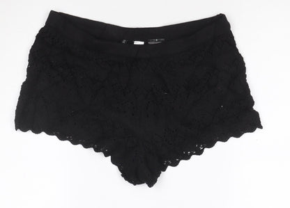 H&M Divided Women's Black Crochet Hot Pants Shorts Size M
