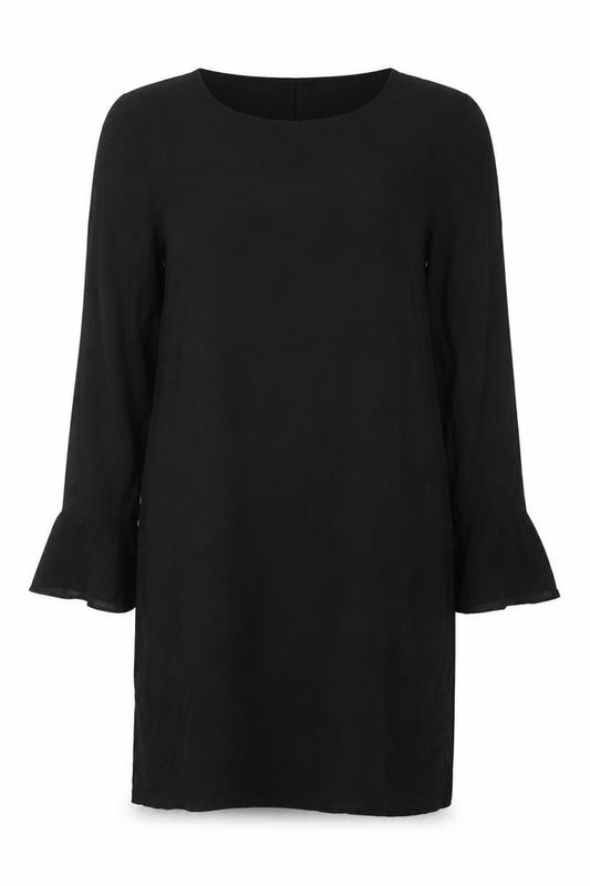 Front view of Long Tall Sally Women’s Black Knee Length Shift Dress, size UK 14, Tall