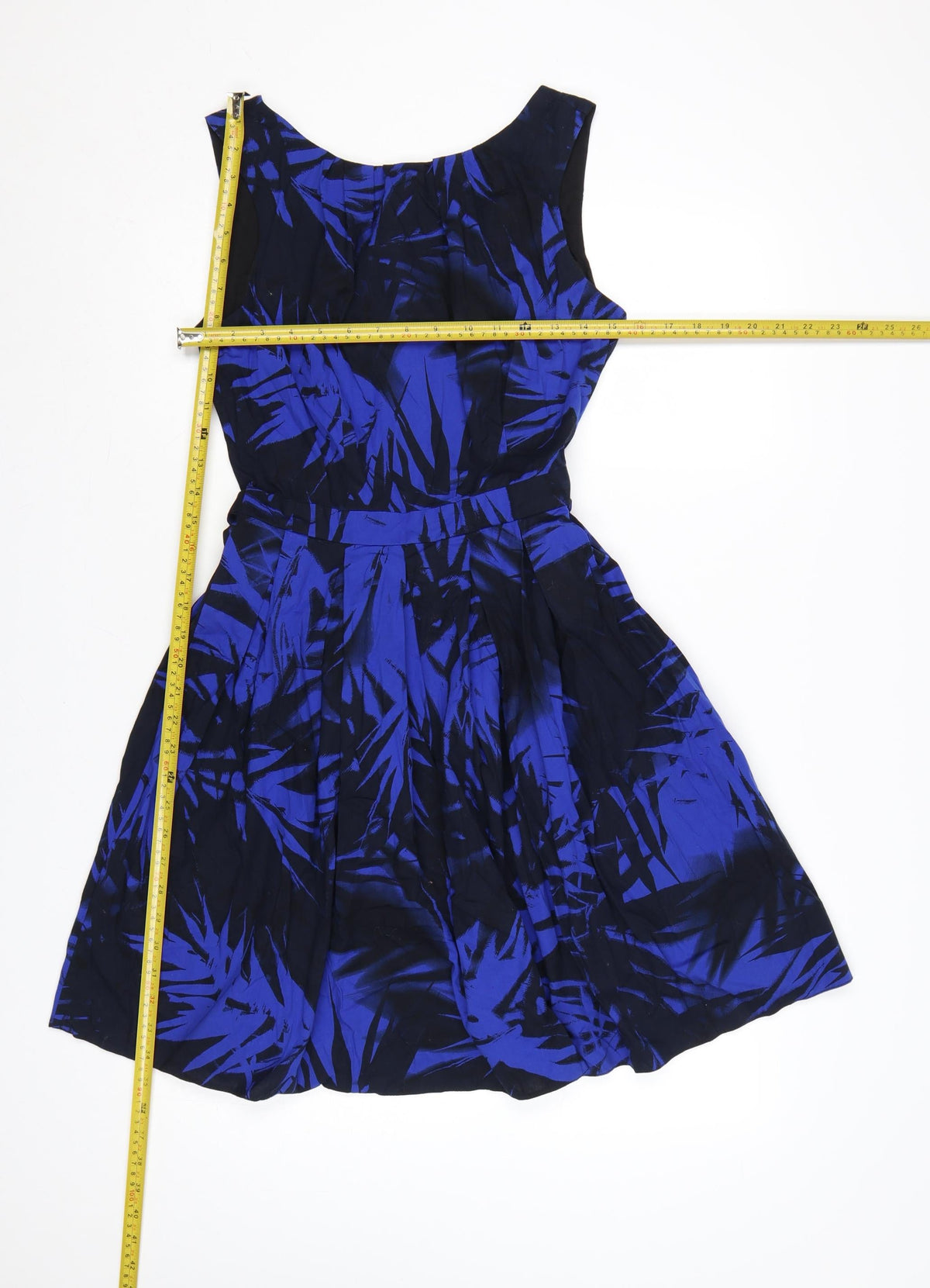 Back view of Red Herring Women’s Blue Floral Fit & Flare Belted Dress UK 10