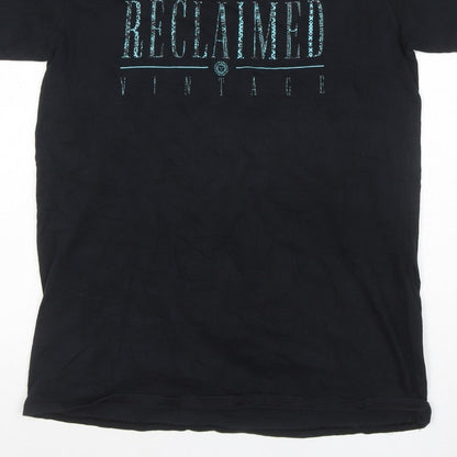 Reclaimed Vintage Men’s Black Logo Graphic Crew Neck T-Shirt Size S