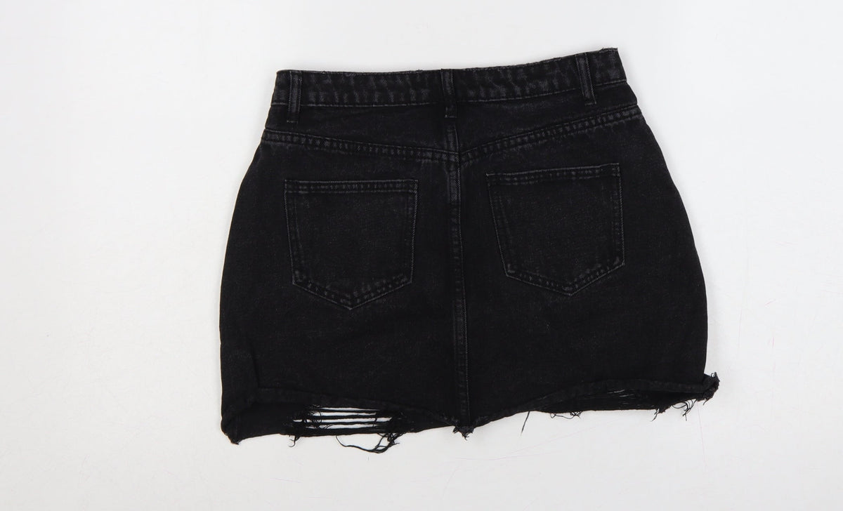 Close-up detail of Missguided Women Black UK 8 High Rise Distressed Denim Mini Pencil Skirt